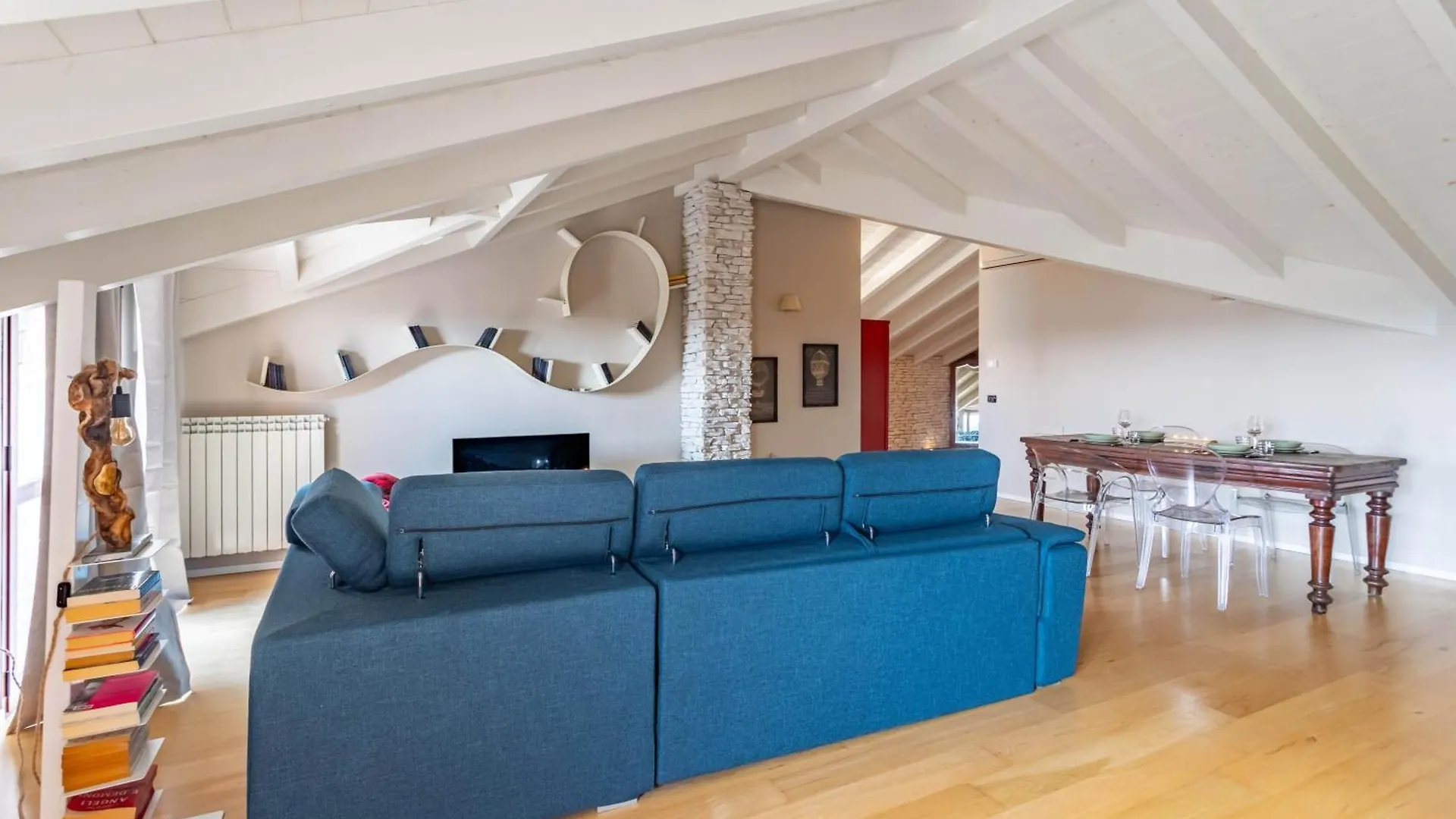 Mansarda Tra Le Risaie - Certosa Di Pavia - By Host4U Apartment Torre del Mangano