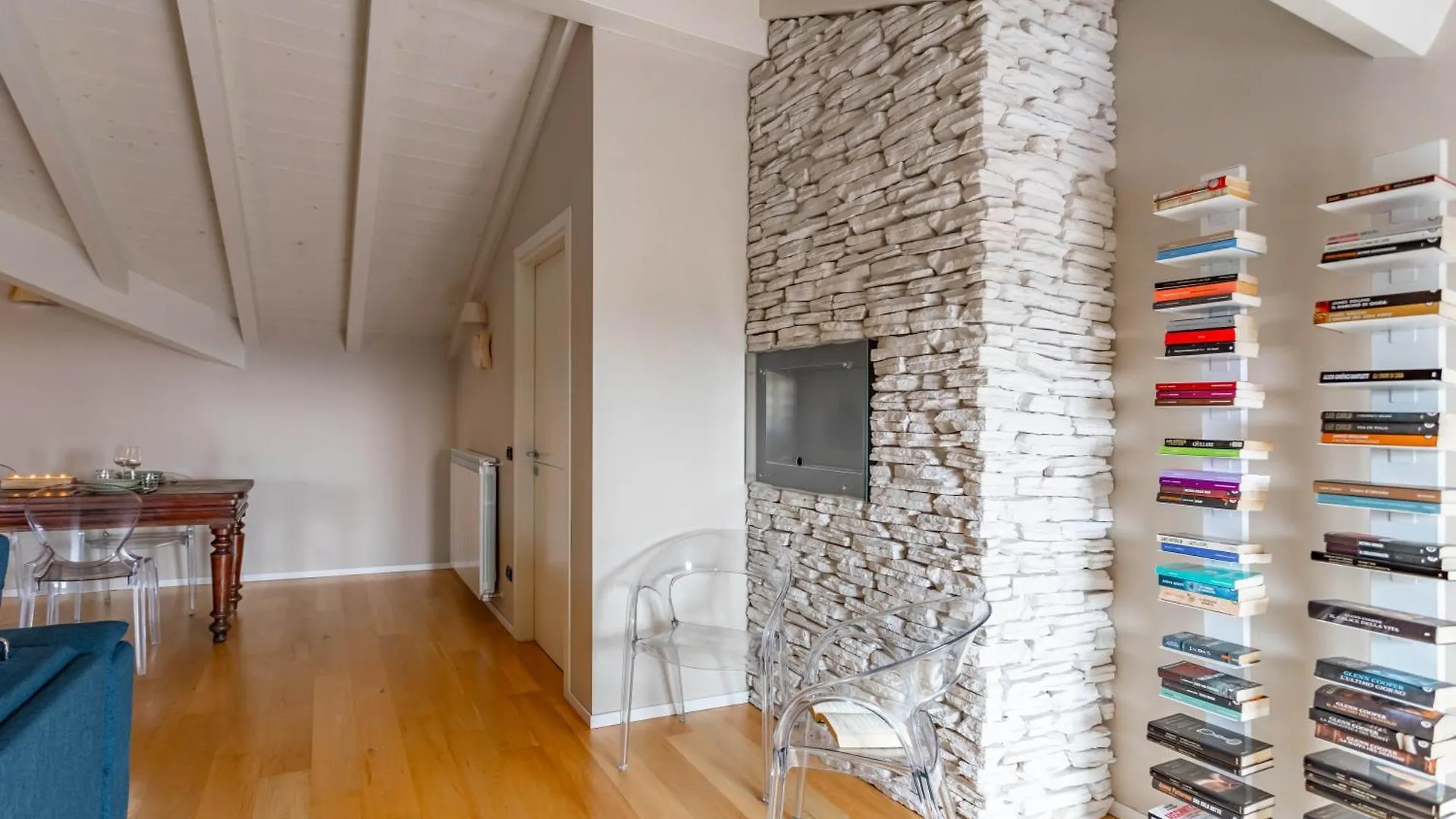 Mansarda Tra Le Risaie - Certosa Di Pavia - By Host4U Apartment Torre del Mangano